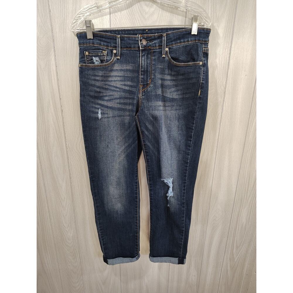 Women's Signature Levi Strauss Modern Slim Cuffed Capris Distressed Size 8...